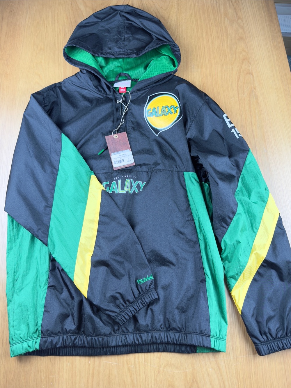 LA Galaxy Black & Green Hooded Windbreaker Jacket M Mitchell & Ness